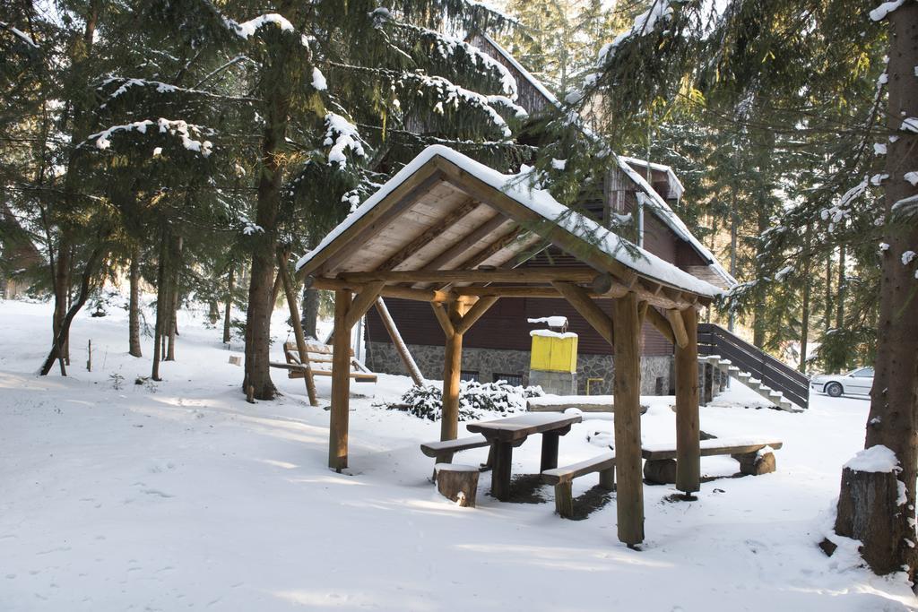 Chata Pleso Tatranska Strba Buitenkant foto